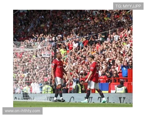 芒特凌空端射破门,曼联客场3-1领先狼队锁定胜局 芒特凌空端射破门,曼联客场3-1领先狼队锁定胜局