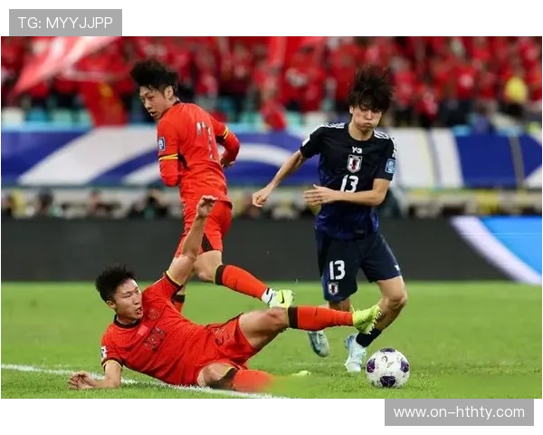 补时阶段角球战术奏效，雷恩后卫头球破门带走一分